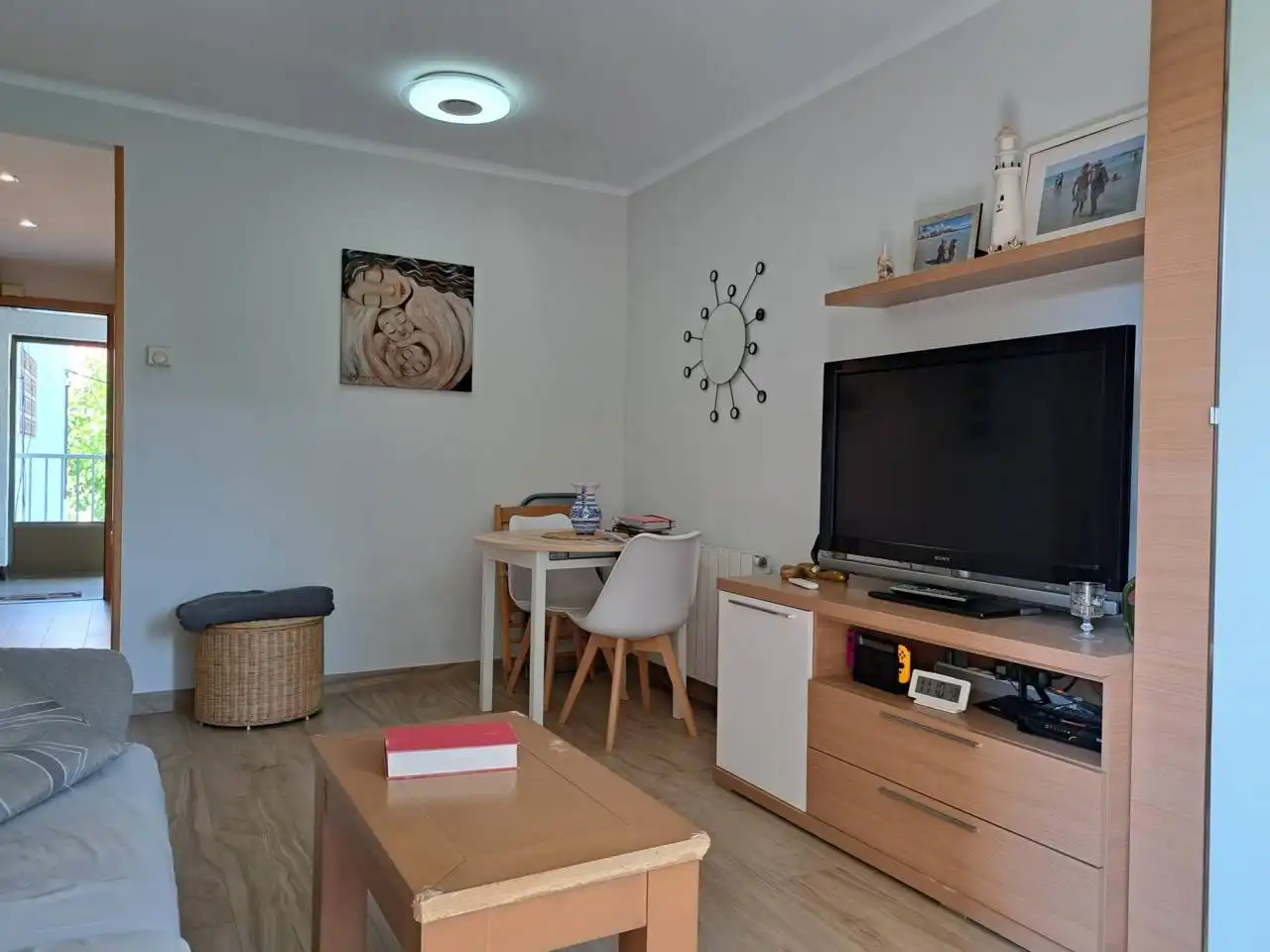 Sala de estar de Piso de alquiler en Vilanova i la Geltrú con Calefacción, Terraza y Amueblado