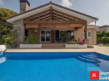 Villa avec piscine à vendre à Coma-ruga platja