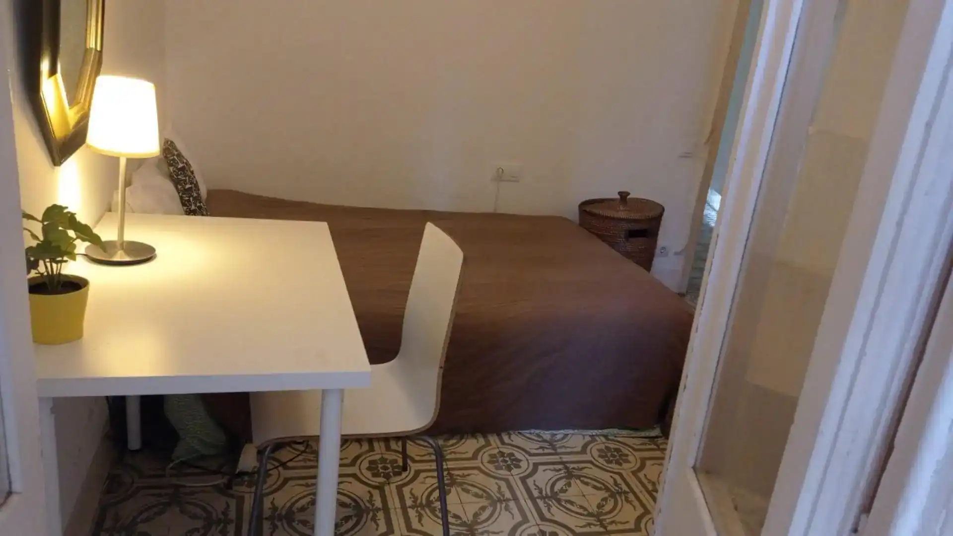 Schlafzimmer von Wohnung zur Miete in Barcelona mit Möbliert, Ofen und Waschmaschine