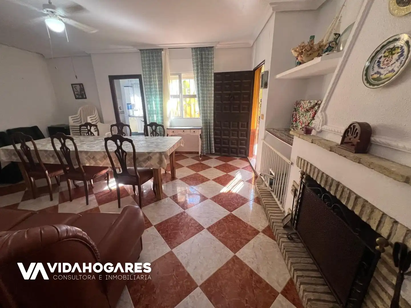 Houses for sale in Chipiona  with Private garden, Terrace and Furnished