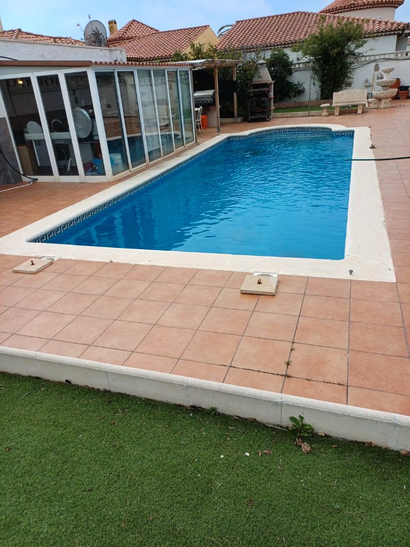 Swimming pool of House or chalet for sale in Mont-roig del Camp  with Air Conditioner, Private garden and Terrace