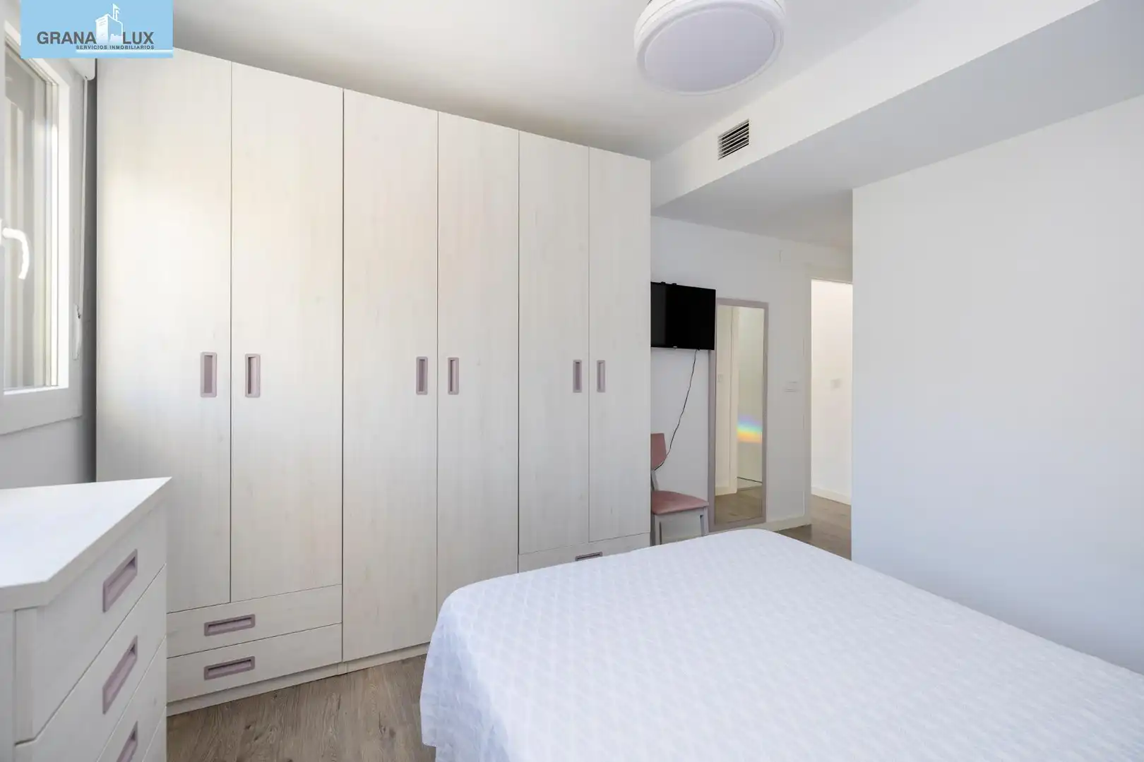 Habitación de Piso en venta en Almuñécar con Aire acondicionado, Jardín privado y Terraza