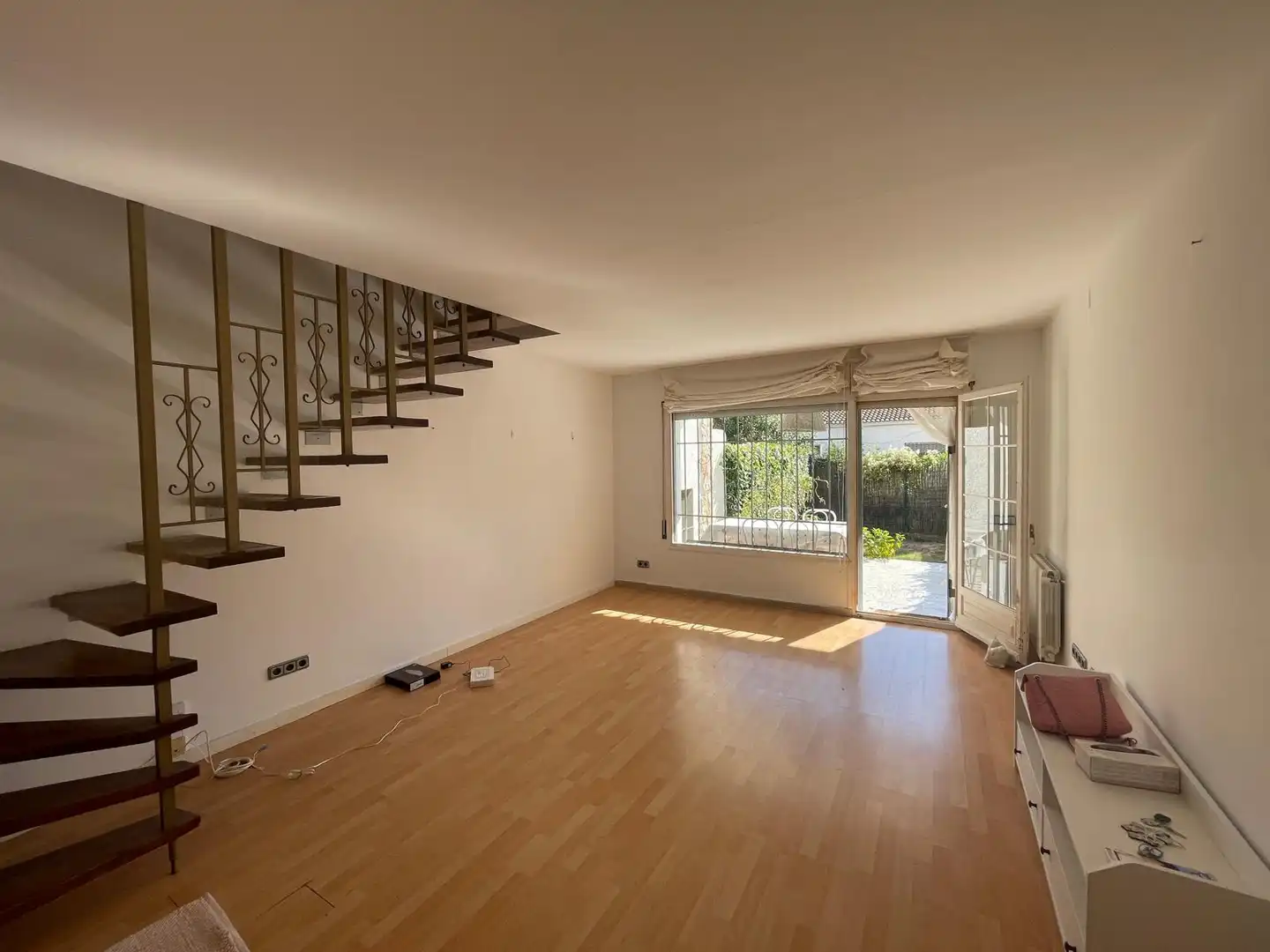 Adosado con jardín en venta en Peni, imagen 2