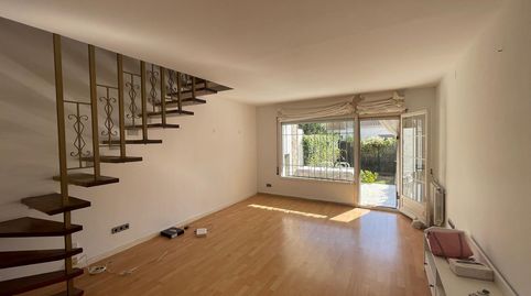 Foto 2 de Casa adosada en venda a Peni, Empuriabrava