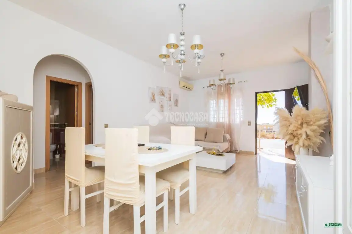 Flat with pool for sale in Vera Ciudad, imagen 3