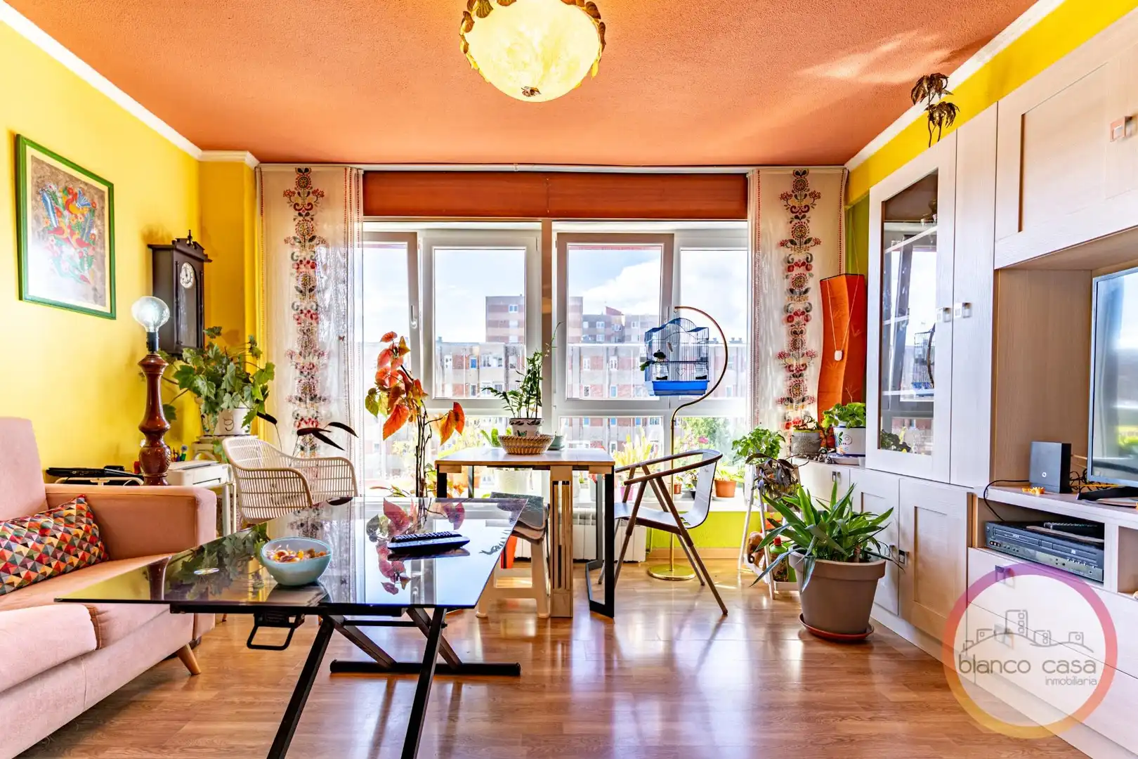 Comedor de Piso en venta en A Coruña Capital  con Calefacción y Trastero