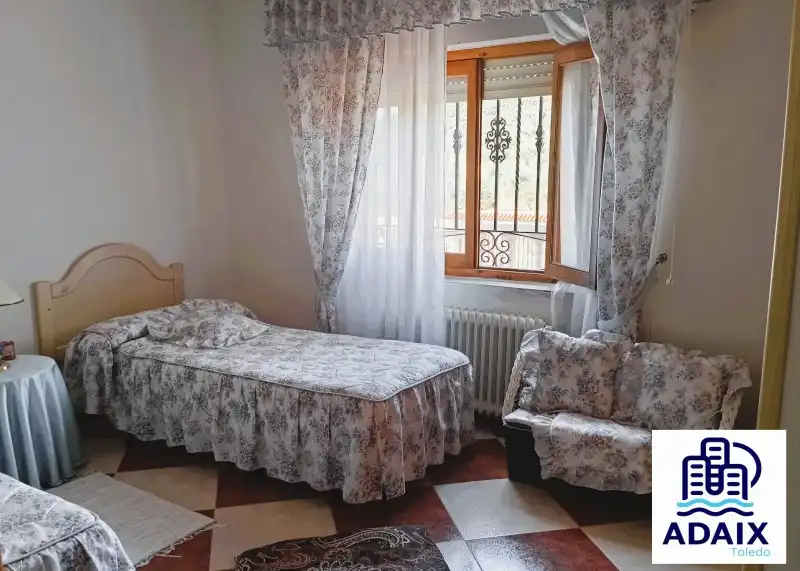 Habitación de Casa o chalet en venta en Marjaliza con Calefacción, Terraza y Balcón