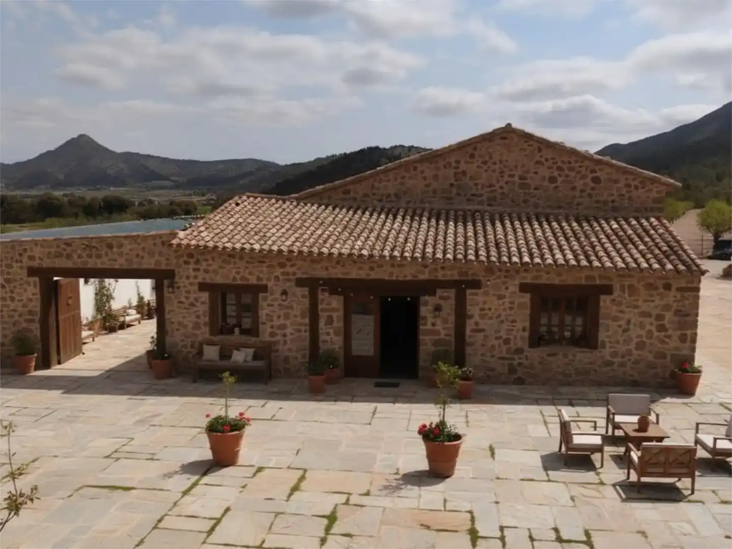 Vista exterior de Piso en venta en Jumilla