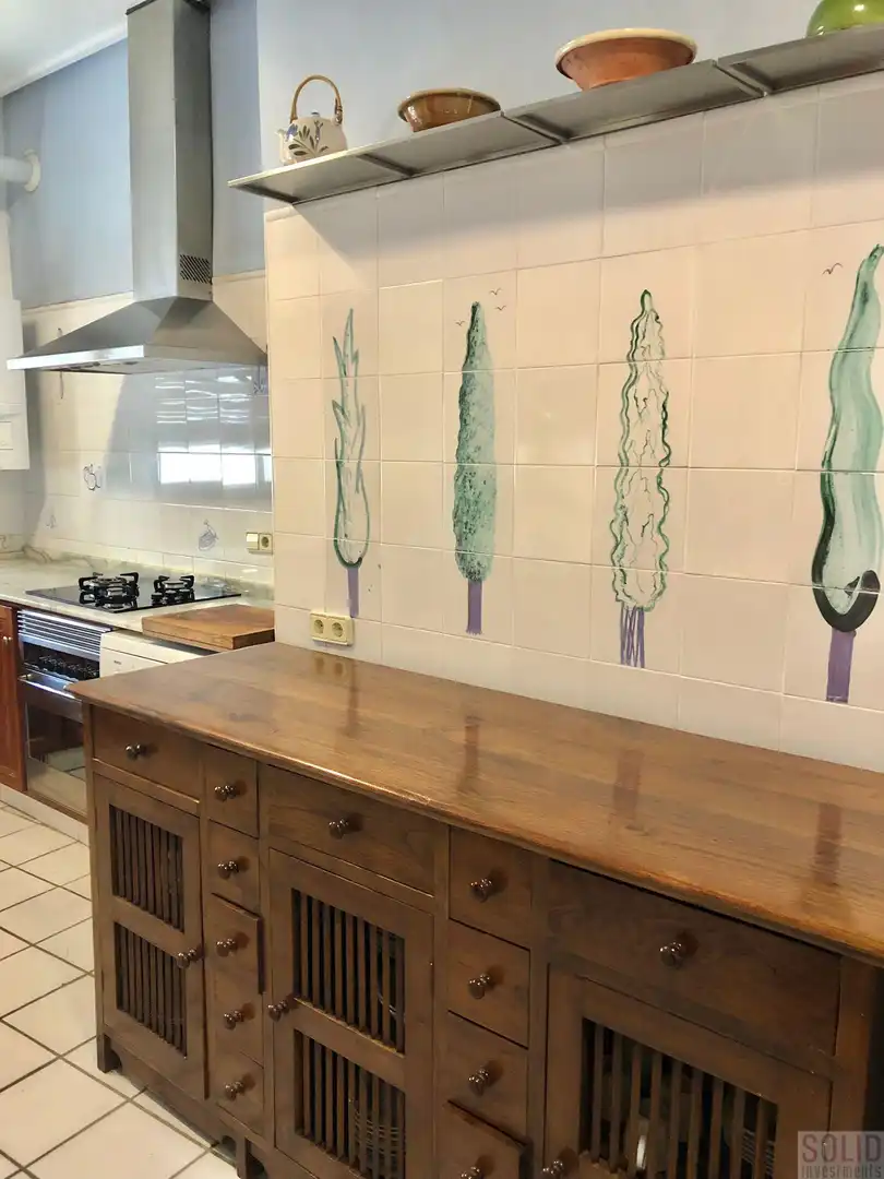 Kitchen of Flat for rent in Valencia  with Air Conditioner, Heating and Storage room