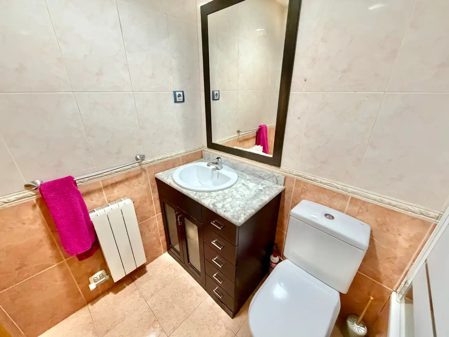 Baño de Piso en venta en L'Arboç con Aire acondicionado, Calefacción y Parquet