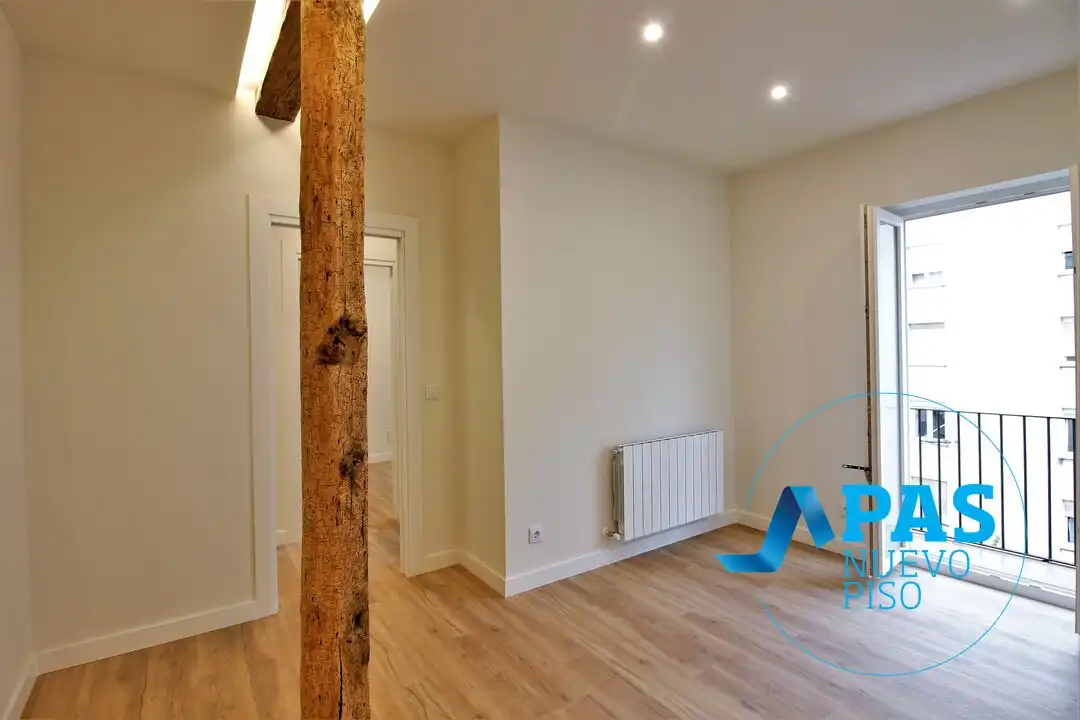 Piso en venta en Santander con Calefacción, Terraza y Balcón