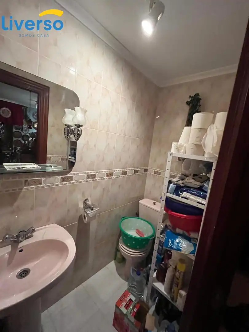 Bathroom of Houses for sale in Los Balbases   with Heating, Private garden and Terrace