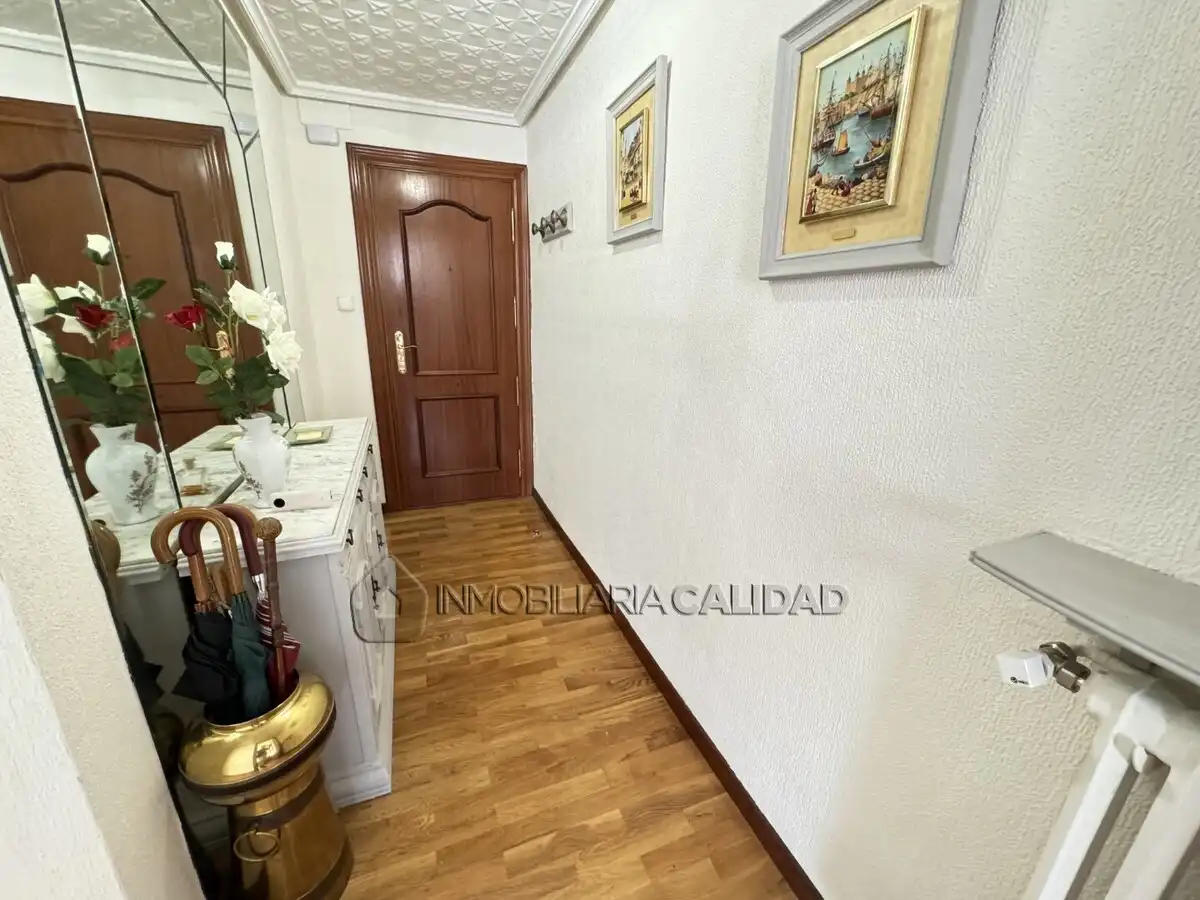 Piso de alquiler en Burgos con Calefacción y Amueblado