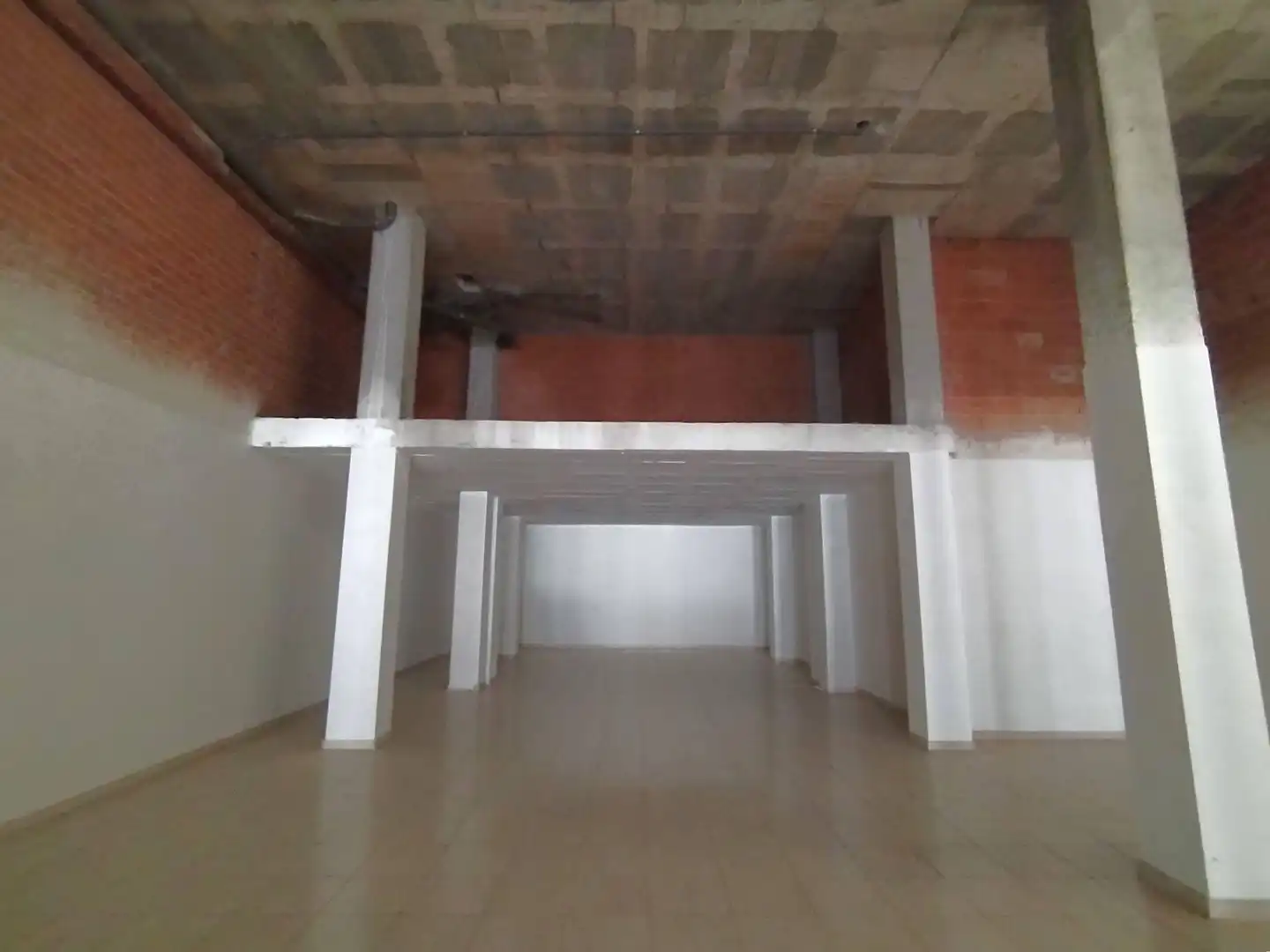 Local comercial de lloguer a Garbinet - Vistahermosa, imagen 2