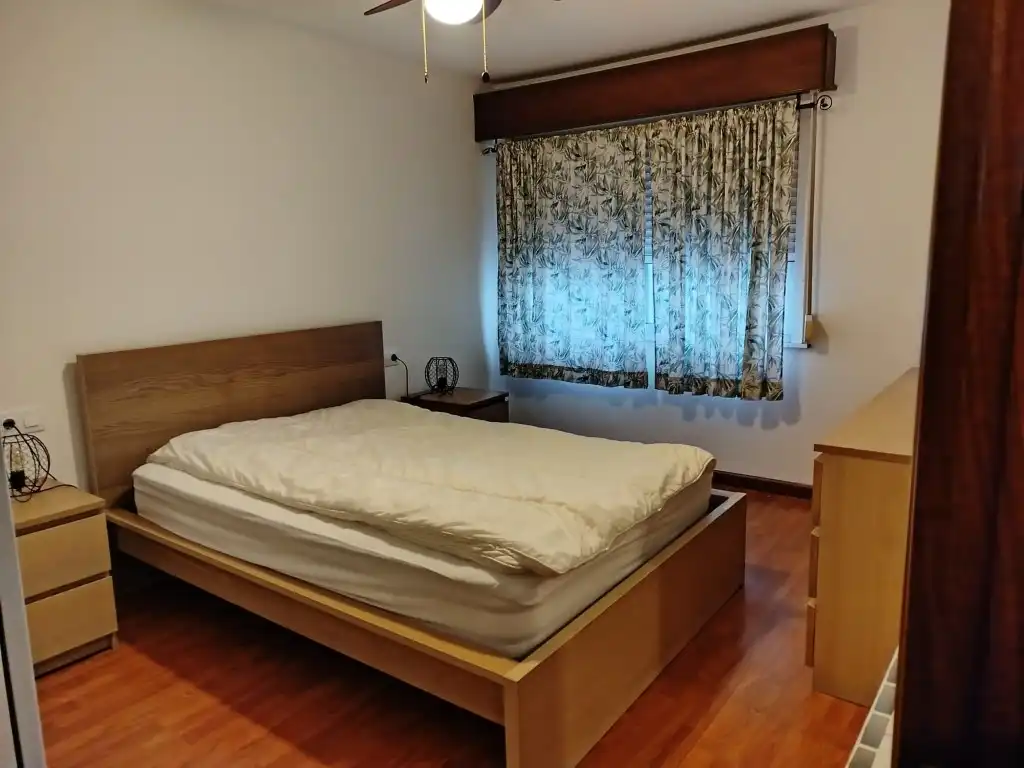 Flat for rent in Rua Sartaña, Zona Ultramar