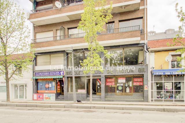 Local comercial en Alquiler en Collado Villalba - Plaza de la Estación en Villalba Estación