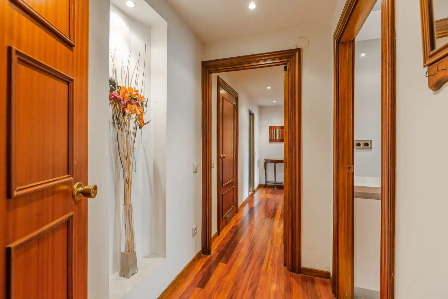 Piso en venta en  Pamplona / Iruña con Calefacción, Terraza y Amueblado