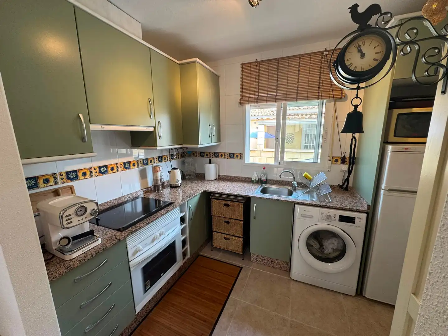 Kitchen of Houses for sale in Castalla  with Private garden, Terrace and Furnished