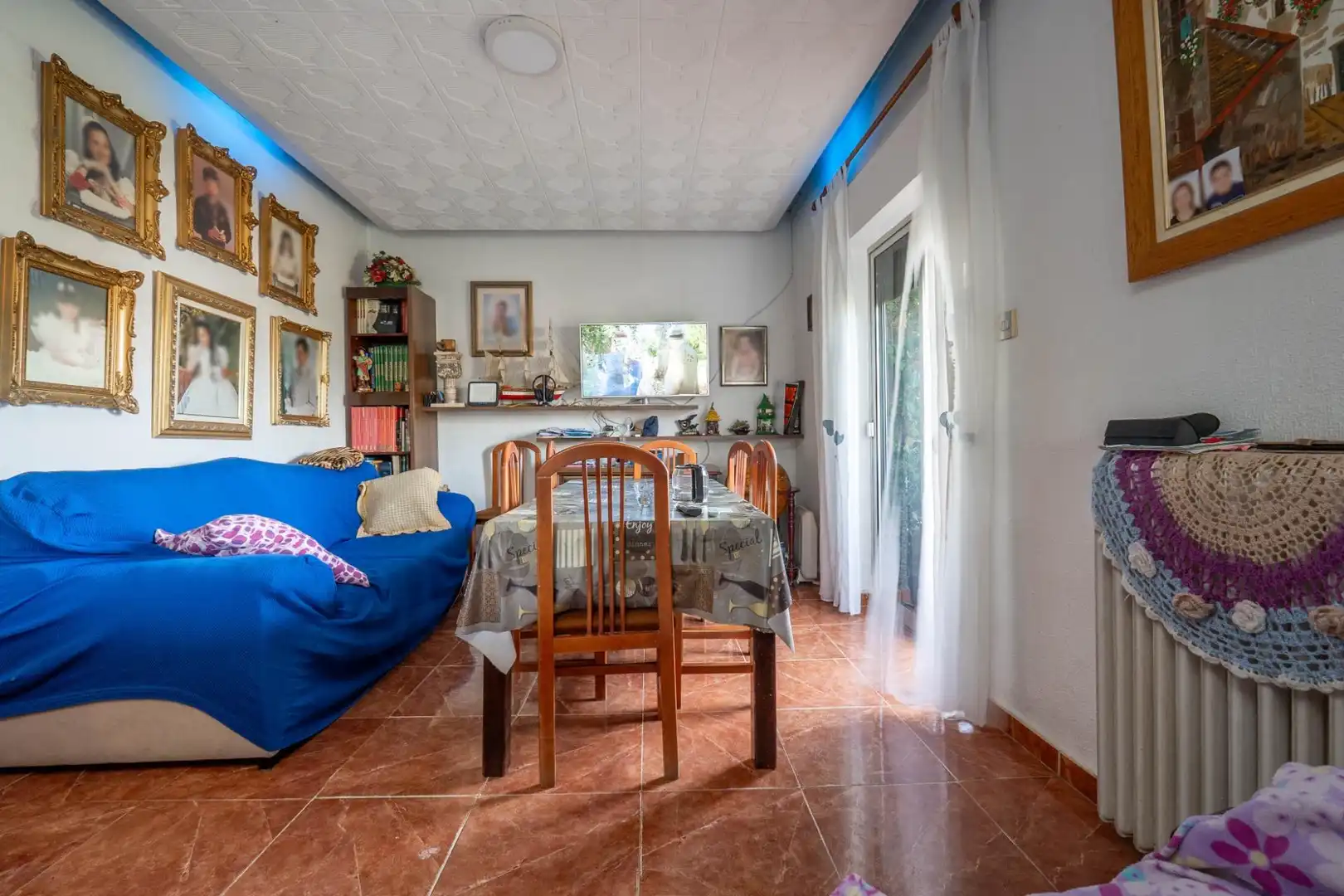 Sala d'estar de Casa o xalet en venda en La Zubia amb Calefacció, Jardí privat i Terrassa