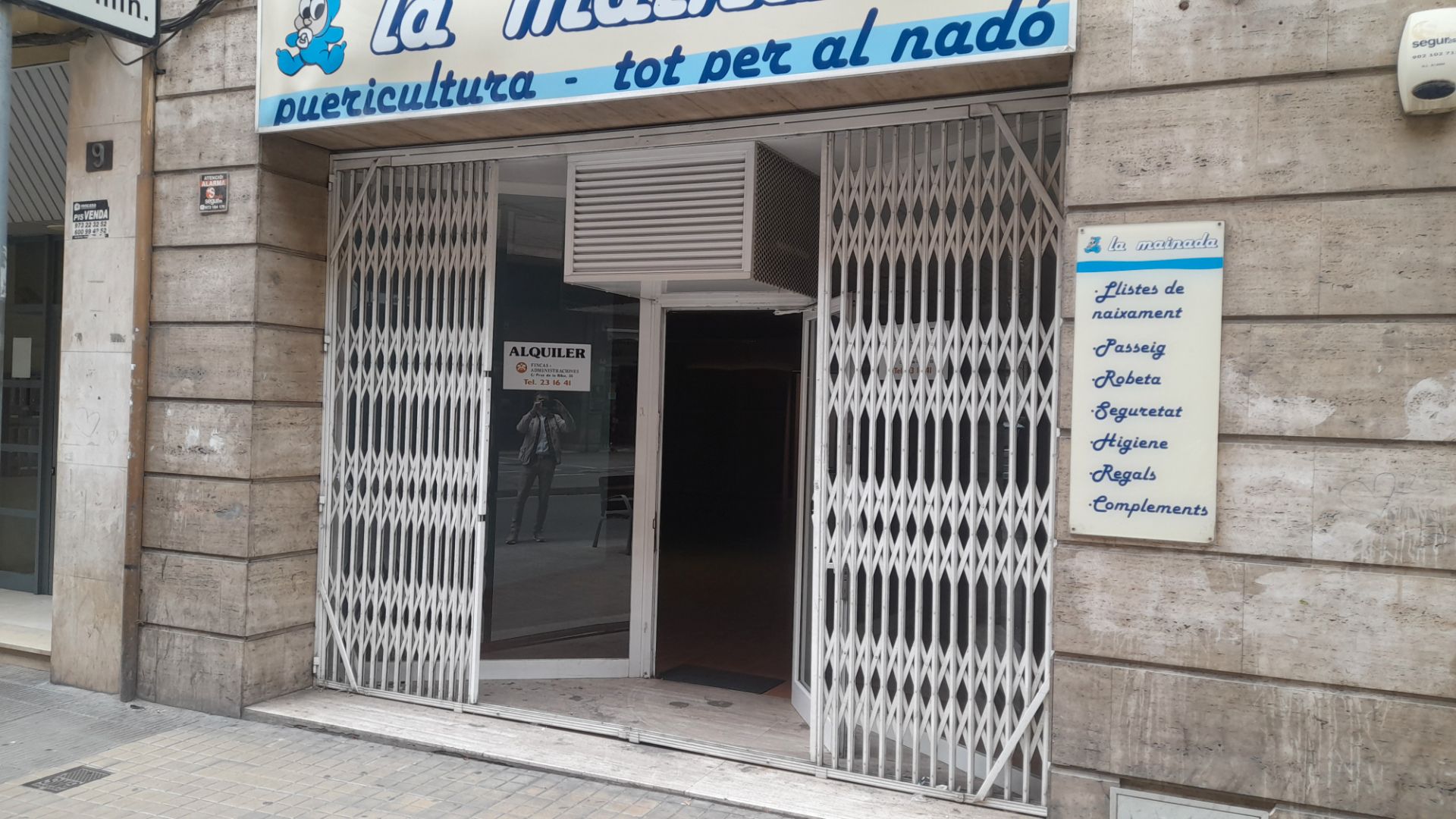 Geschaftsraum zur Miete in  Lleida Capital mit Klimaanlage, Heizung und Parkett