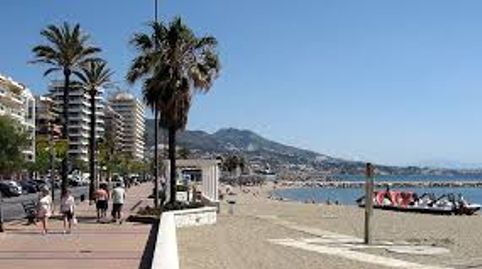 Foto 4 de Edifici en venda a El Faro de Calaburra - Chaparral, Mijas