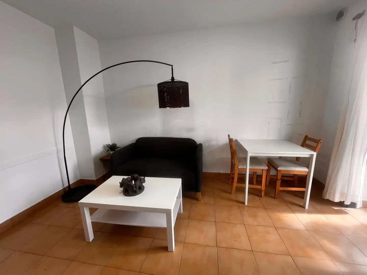 Wohnzimmer von Wohnungen zum Verkauf in Tías mit Terrasse und Gemeinschaftspool