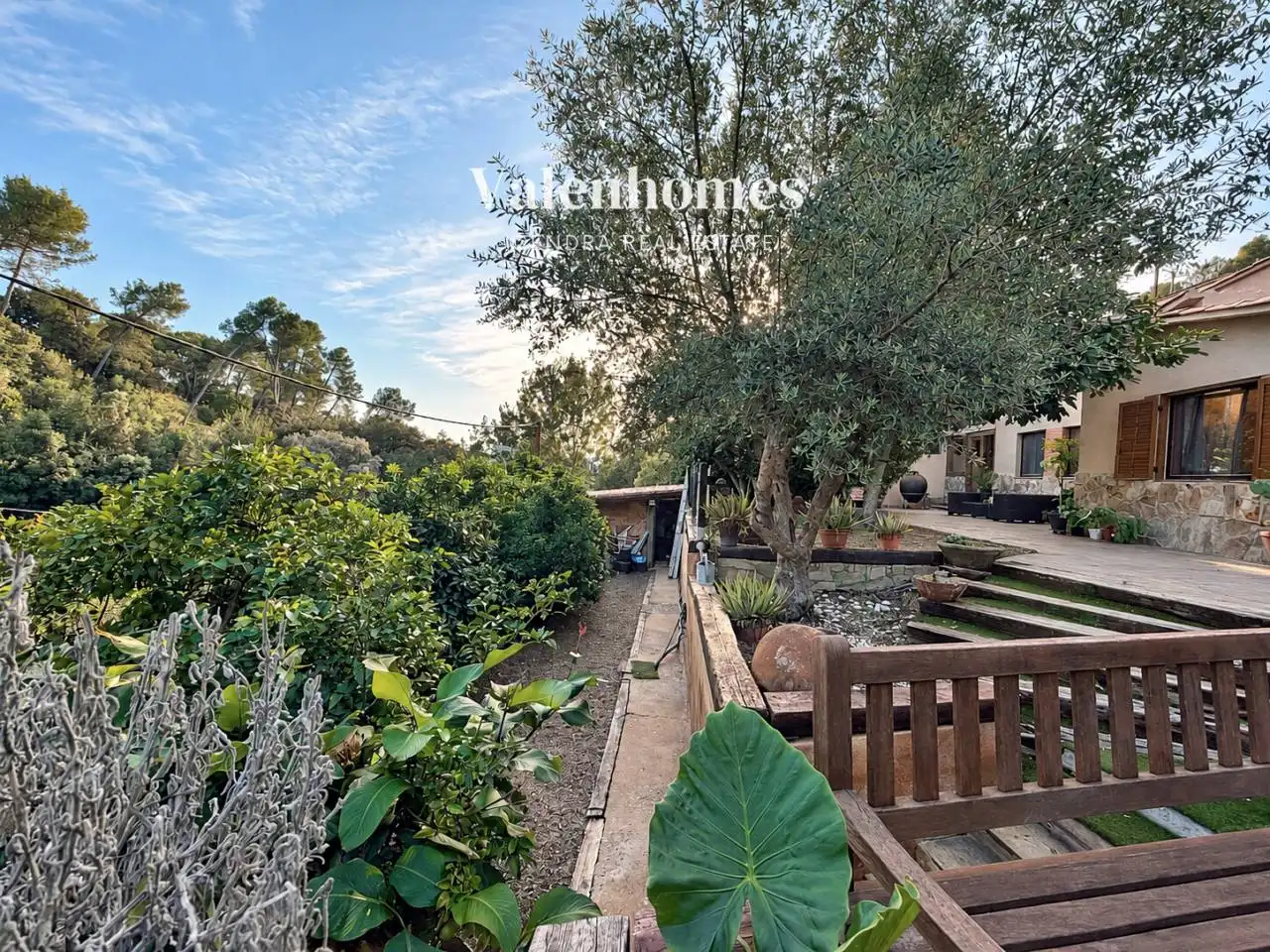Terraza de Casa o chalet en venta en Molins de Rei, Barcelona