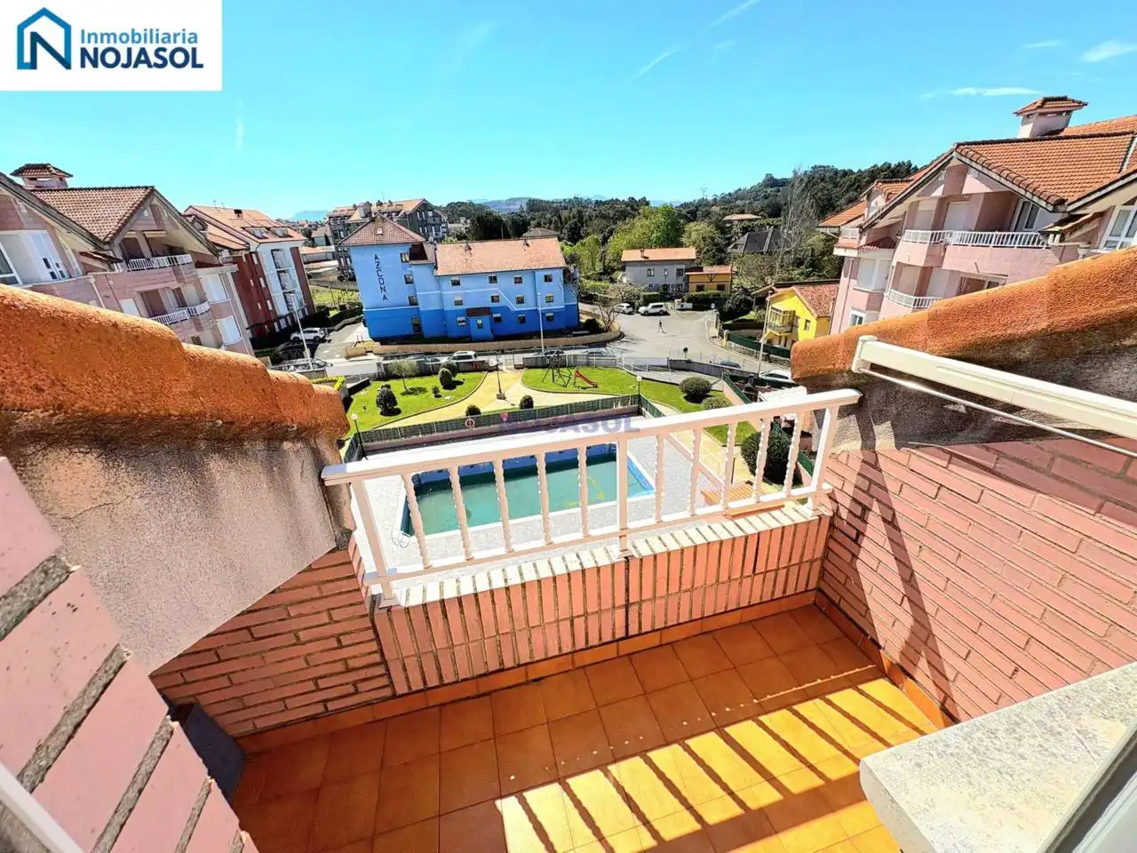 Außenansicht von Wohnung zur Miete in Noja mit Heizung, Terrasse und Möbliert