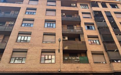 Exterior view of Flat for sale in  Zaragoza Capital