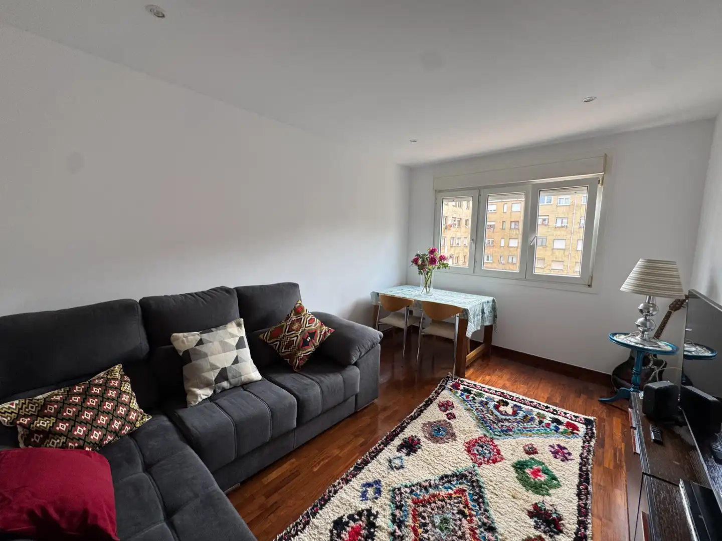 Flat with lift for sale in Calle la Playa 6