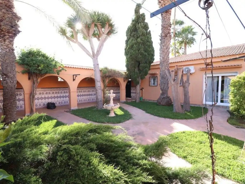 Casa amb jardí en venda a Zona Carrefour - Urbanizaciones, imagen 39