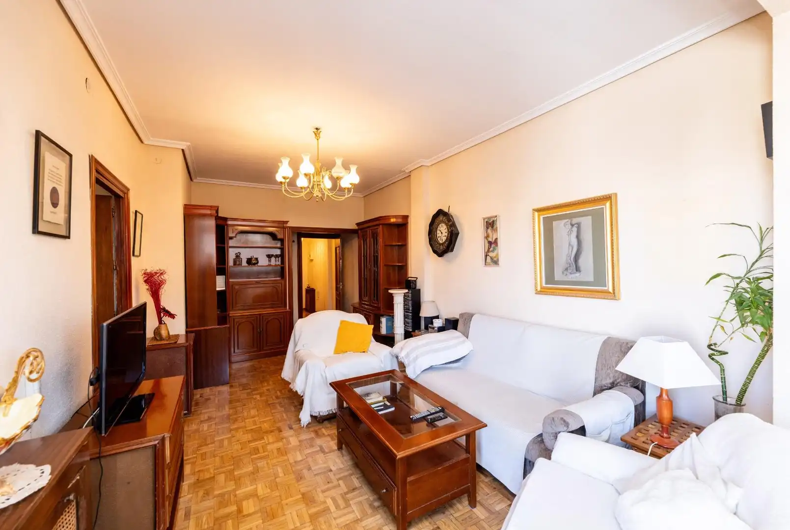 Sala de estar de Ático en venta en  Madrid Capital