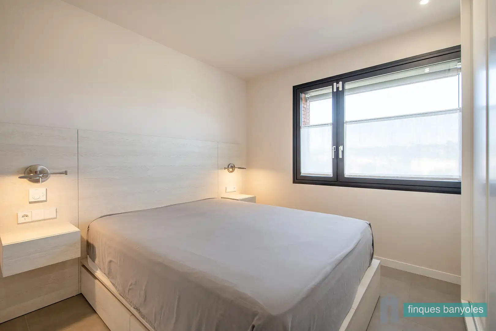 Bedroom of Houses for sale in Banyoles  with Air Conditioner, Heating and Terrace