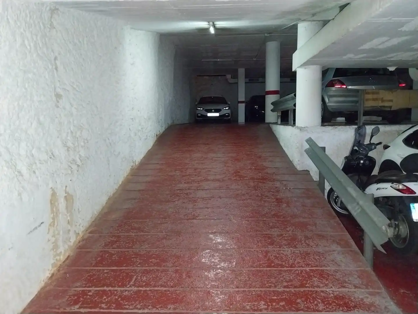 Parkplatz von Garage zum Verkauf in Barcelona