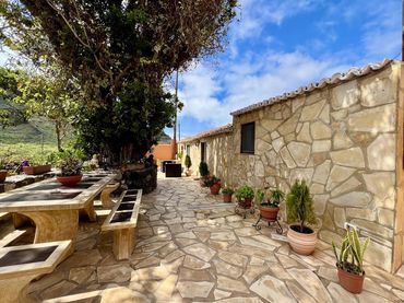 Casa rustica con giardino in vendita a Buenavista del Norte