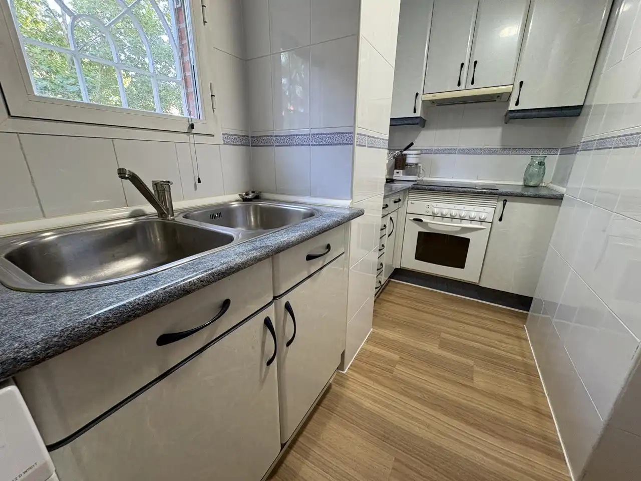 Wohnung zur Miete in Calle Ramón María del Valle Inclán, Espartales
