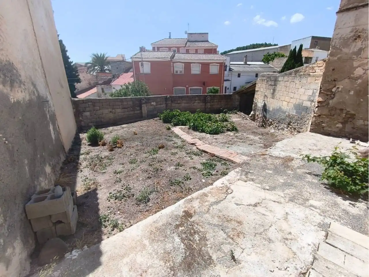 Houses for sale in Escúzar  with Private garden