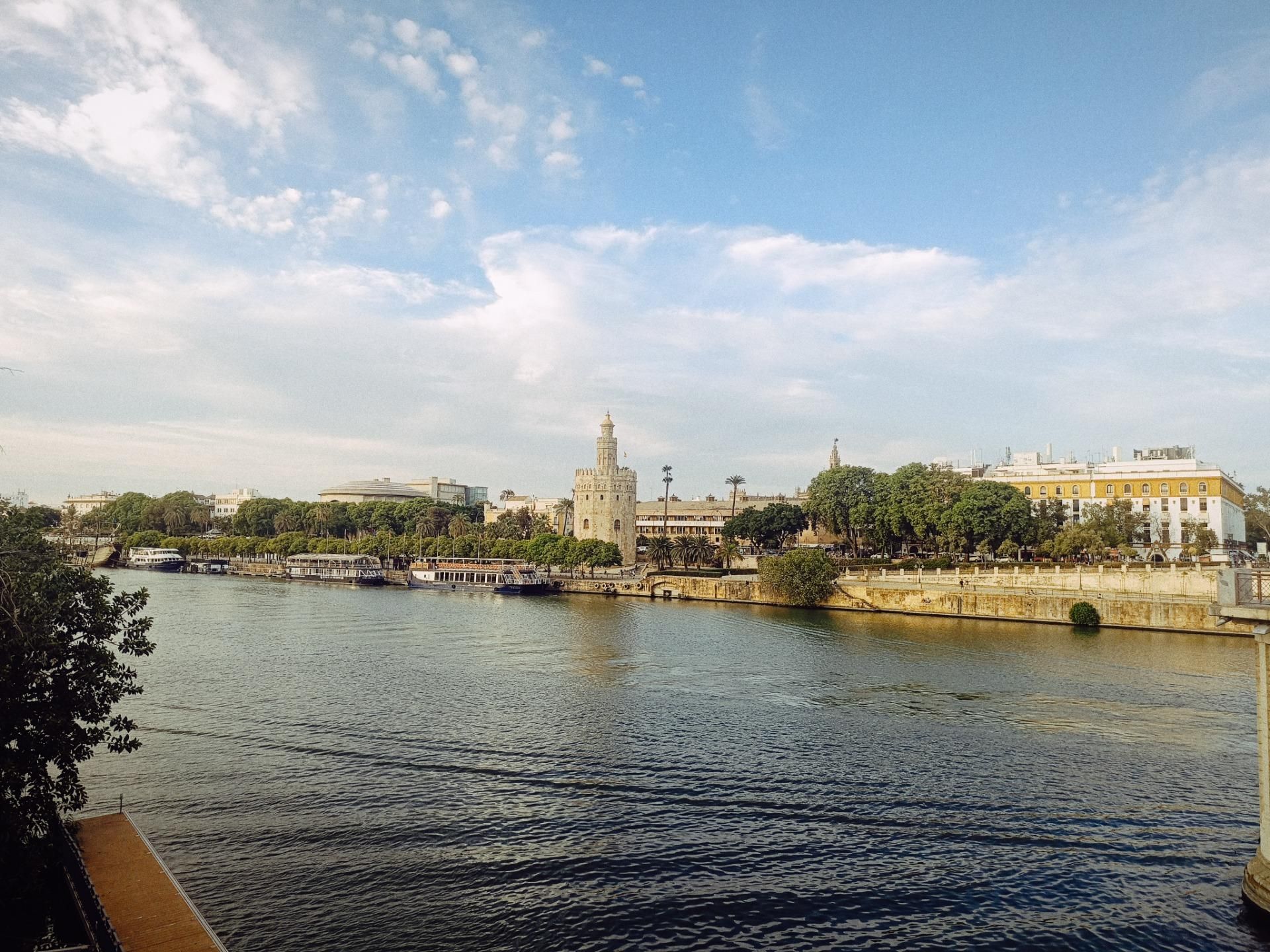 Vista exterior de Pis en venda en  Sevilla Capital