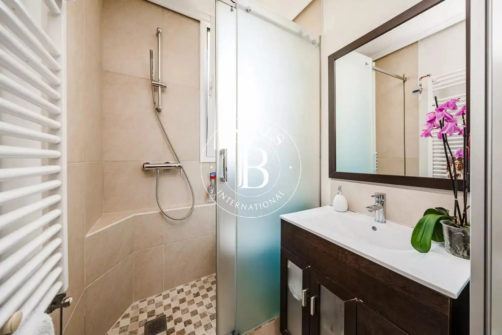 Baño de Piso en venta en Madrid con Calefacción