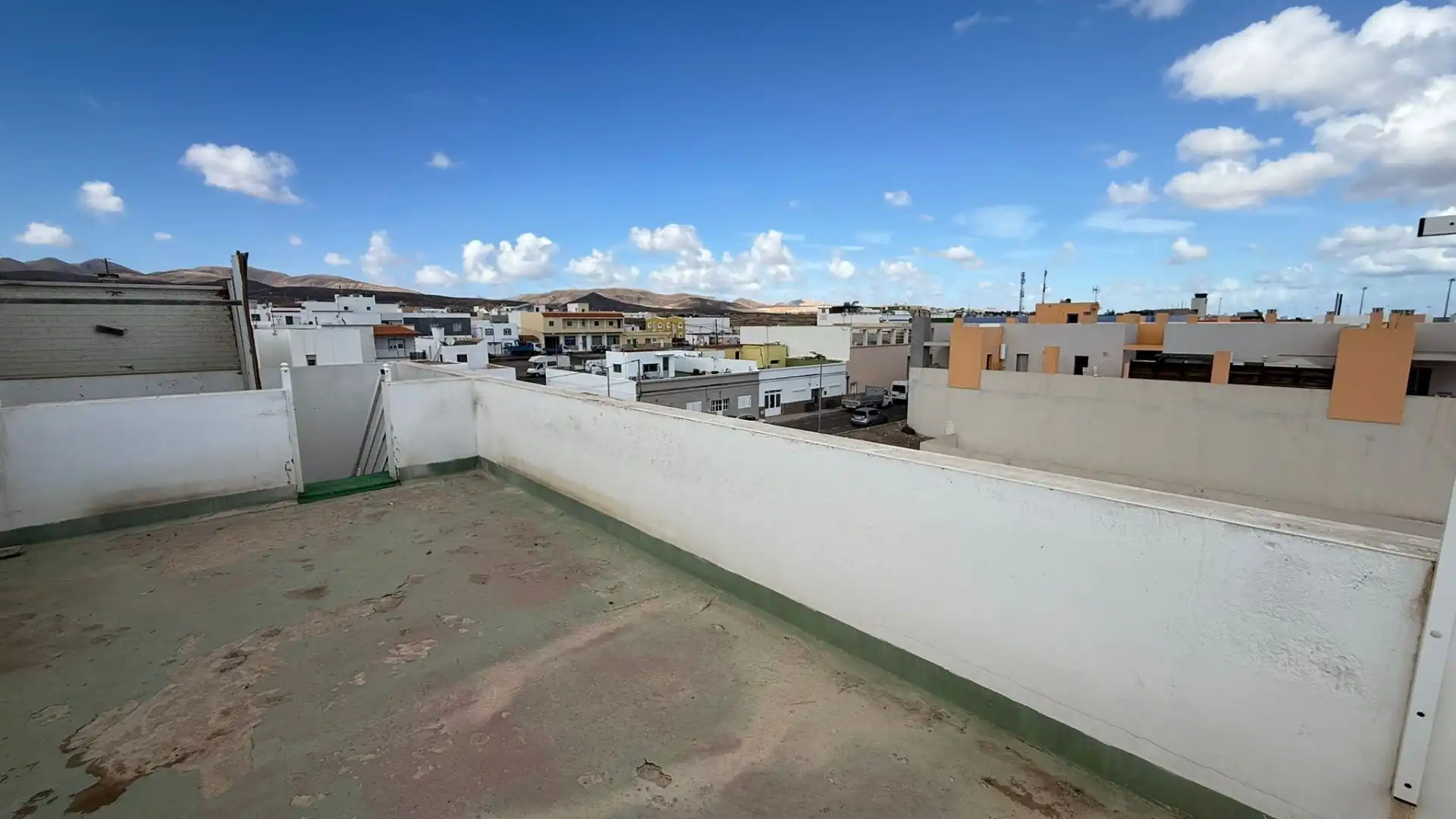 Vista exterior de Casa adosada en venta en Puerto del Rosario