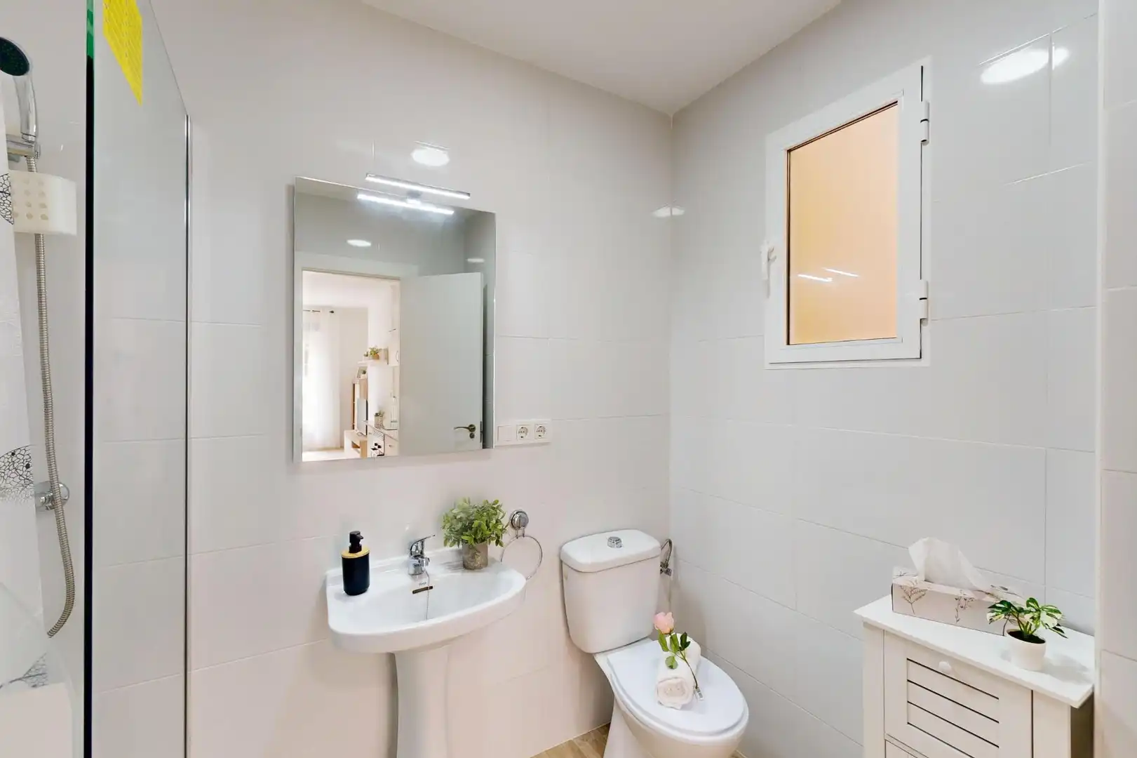 Bathroom of Flat for rent in Cartagena