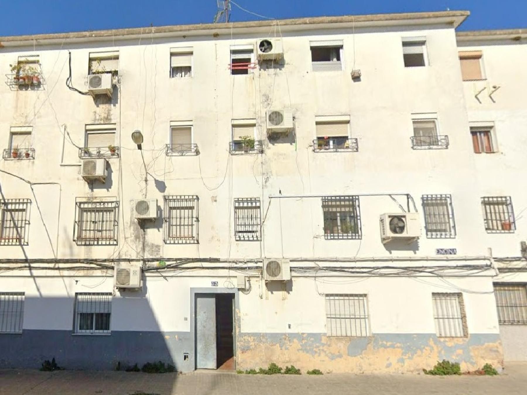 Exterior view of Flat for sale in  Sevilla Capital