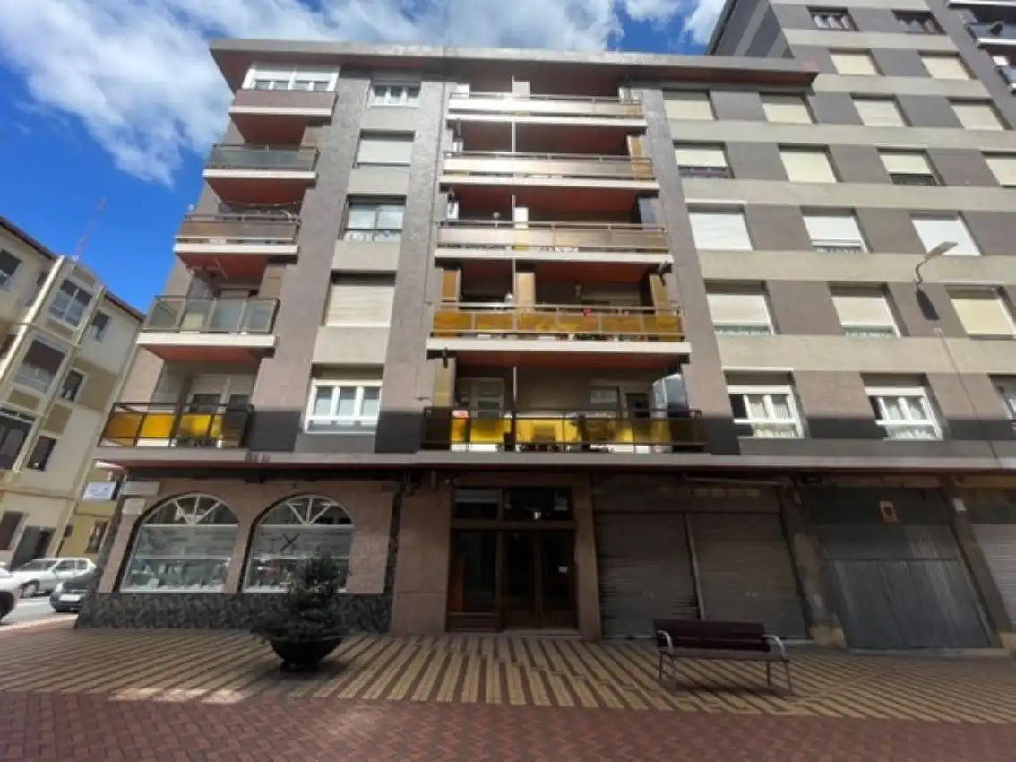 Vista exterior de Pis en venda en Barakaldo 