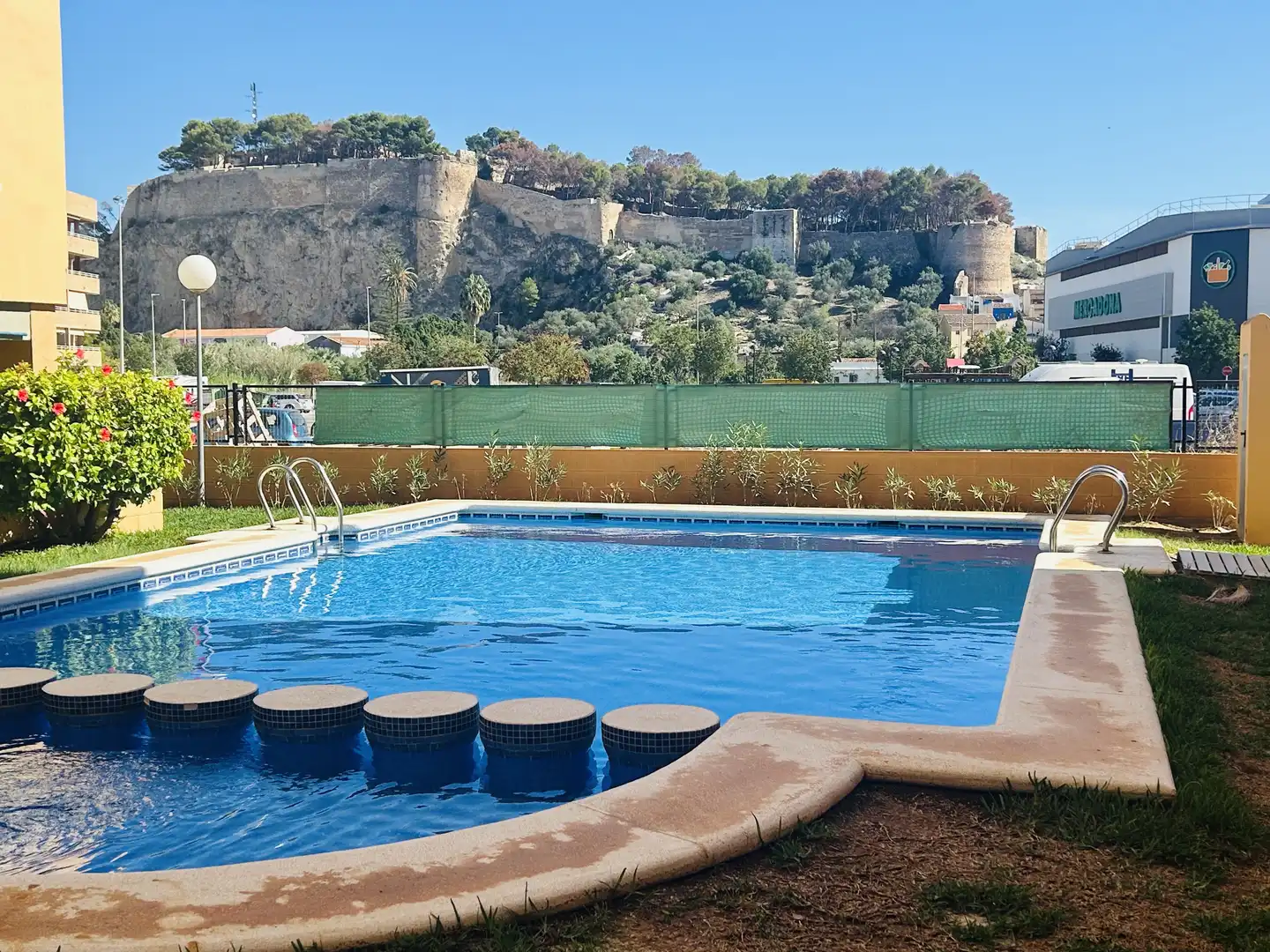 Pis amb piscina en venda a Centro Urbano, imagen 2