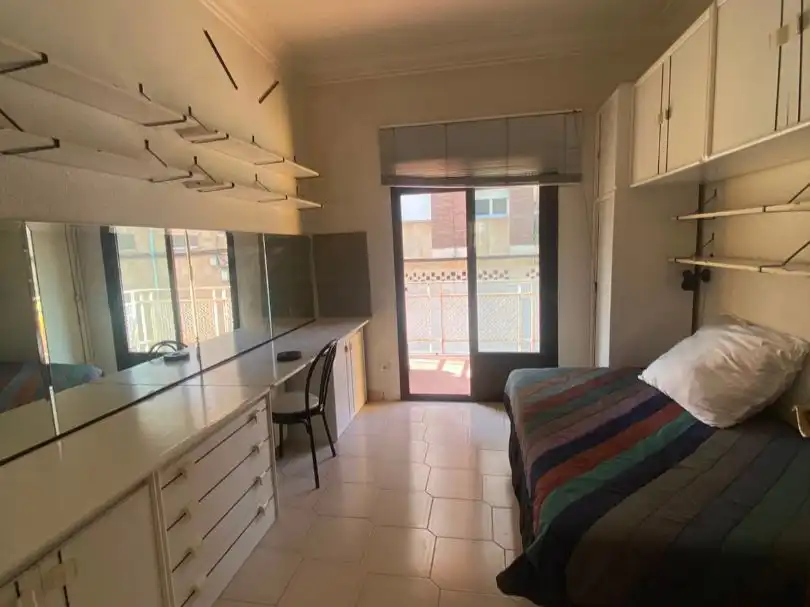 Habitación de Piso en venta en Salamanca Capital con Balcón