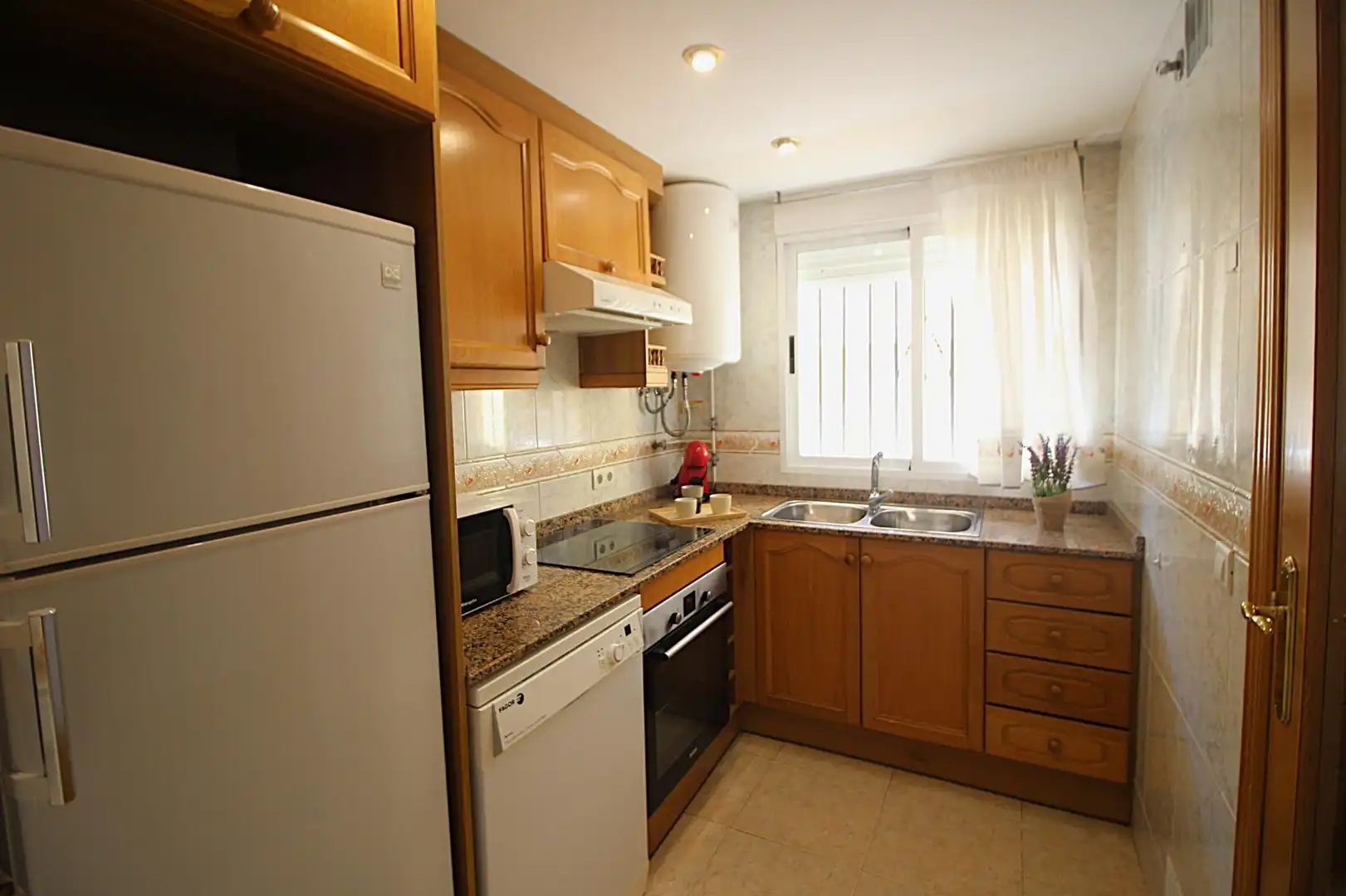 Cocina de Apartamento en venta en Oropesa del Mar / Orpesa con Jardín privado, Terraza y Amueblado