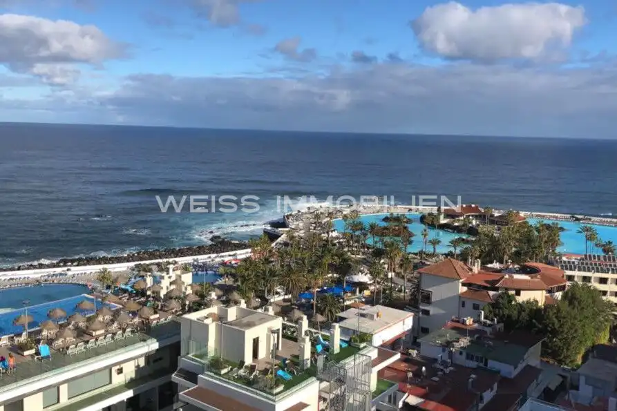Vista exterior de Piso en venta en Puerto de la Cruz con Aire acondicionado