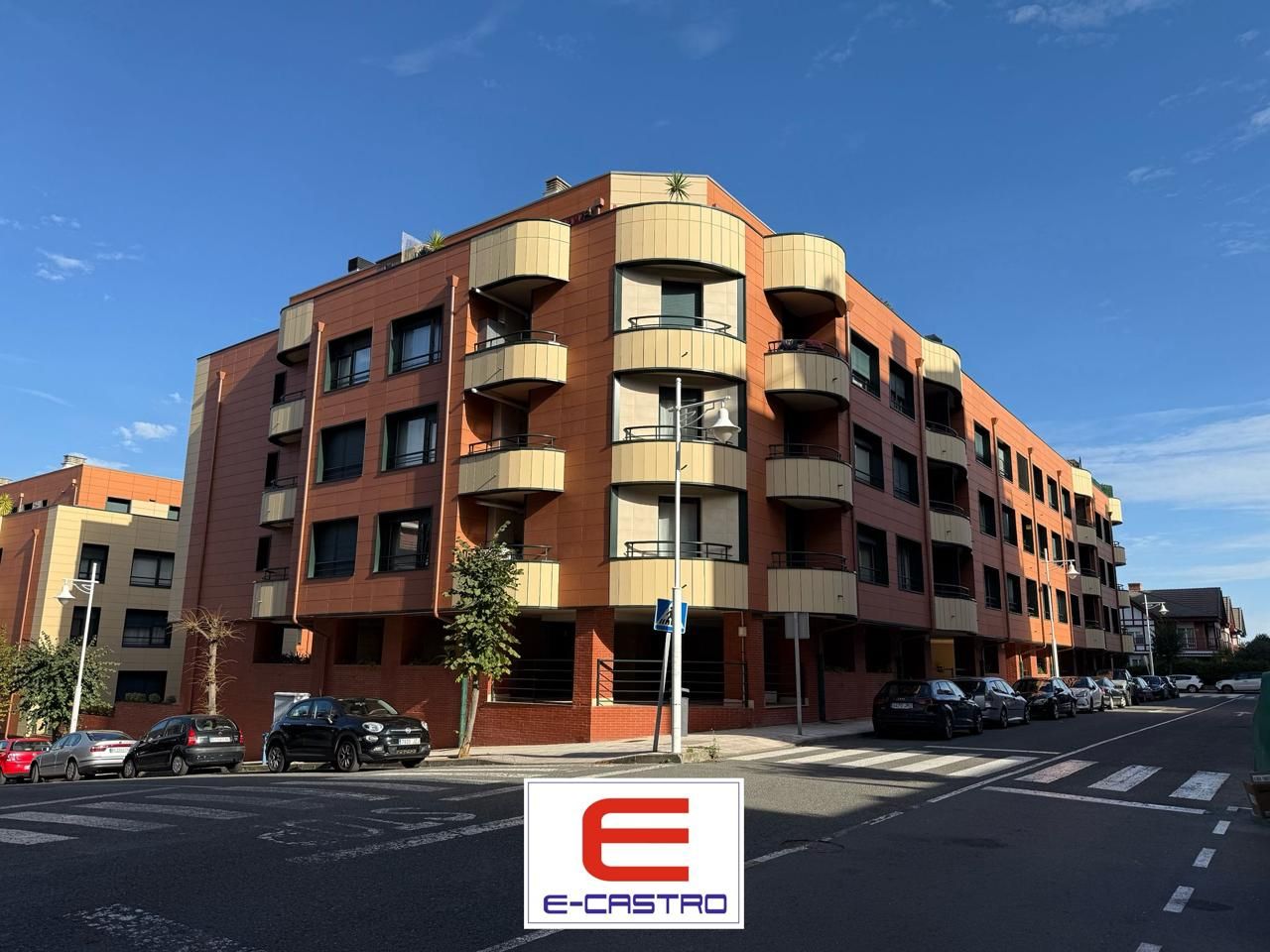 Exterior view of Flat for sale in Castro-Urdiales  with Heating, Parquet flooring and Storage room
