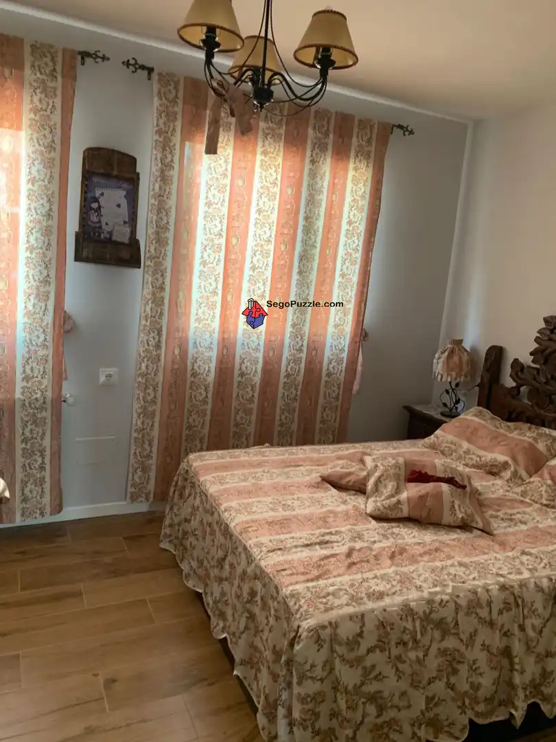 Habitación de Casa o chalet de alquiler en Segovia con Calefacción, Terraza y Amueblado