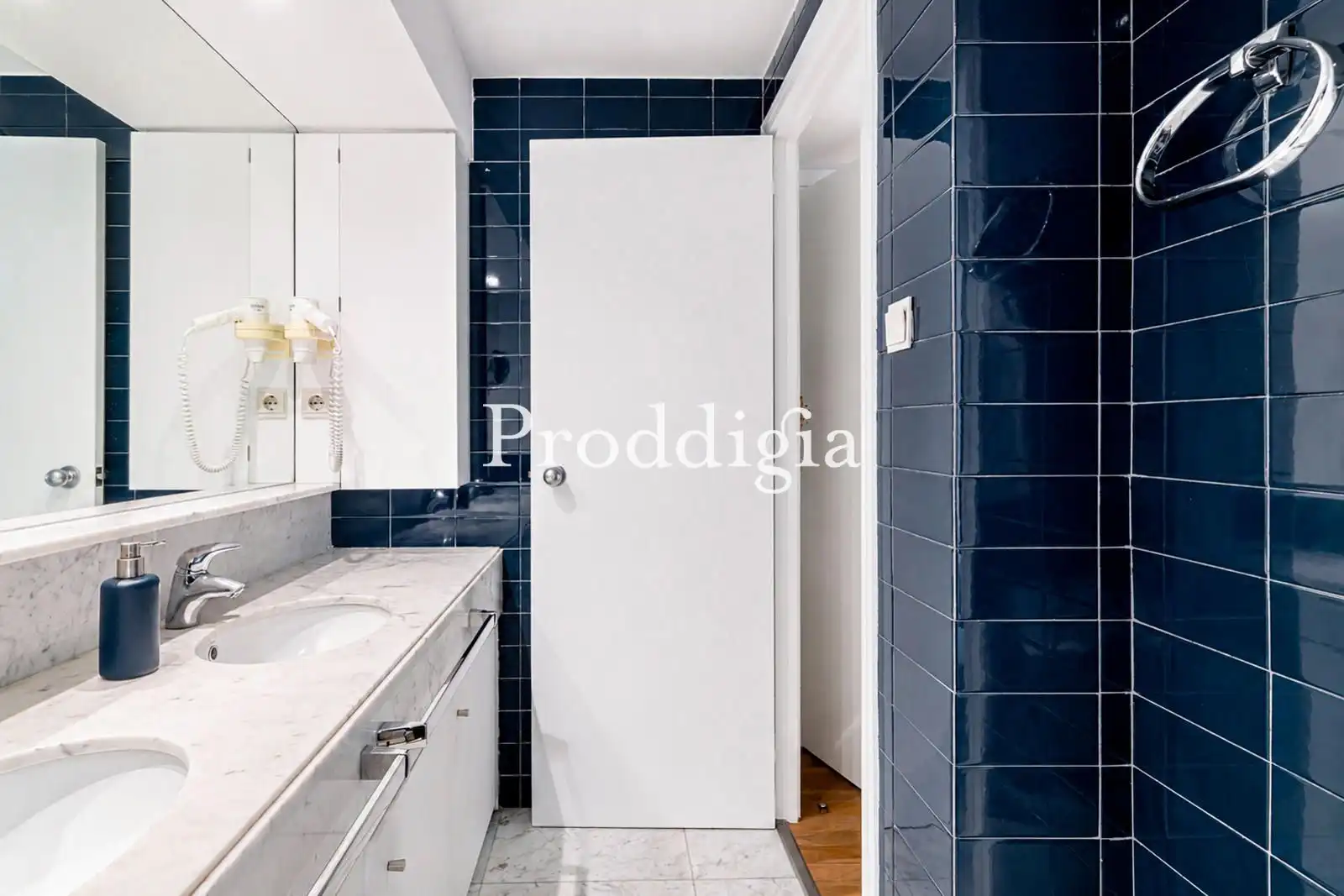 Flat for rent in Via Augusta, Sant Gervasi- Galvany